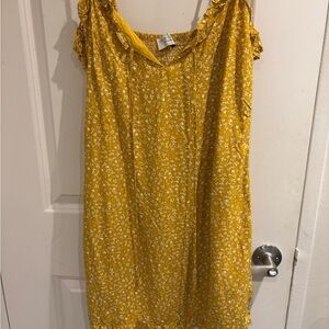 Dress Forum Mustard Yellow Floral Maxi Dress